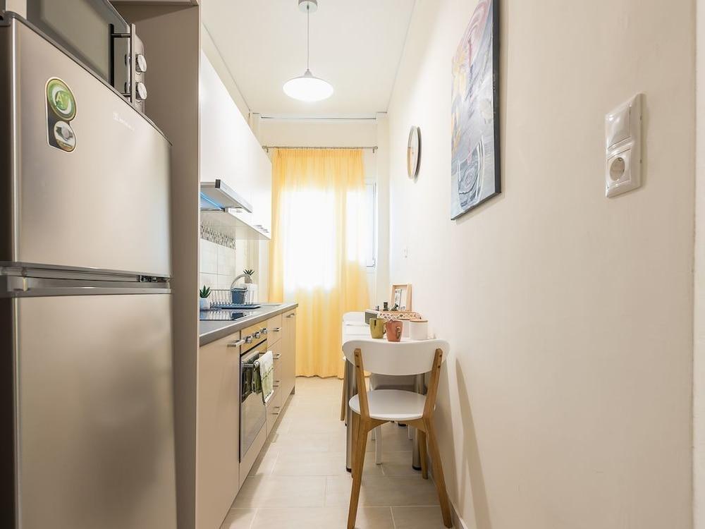 Stylish Kerameikos Apartment By Cloudkeys Atenas Exterior foto